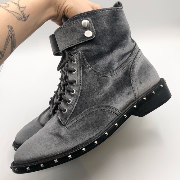 Vince Camuto Grey Gun Metal Velvet Studded Combat Booties Women’s Size 9 - Picture 5 of 12
